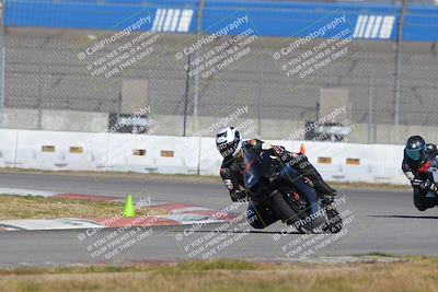 media/Nov-26-2022-Fastrack Riders (Sat) [[b001e85eef]]/Level 3/Session 3 Outside Turn 9/